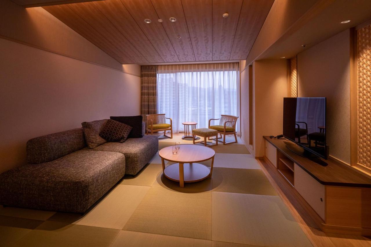 Hotel Wakamizu Takarazuka Luaran gambar