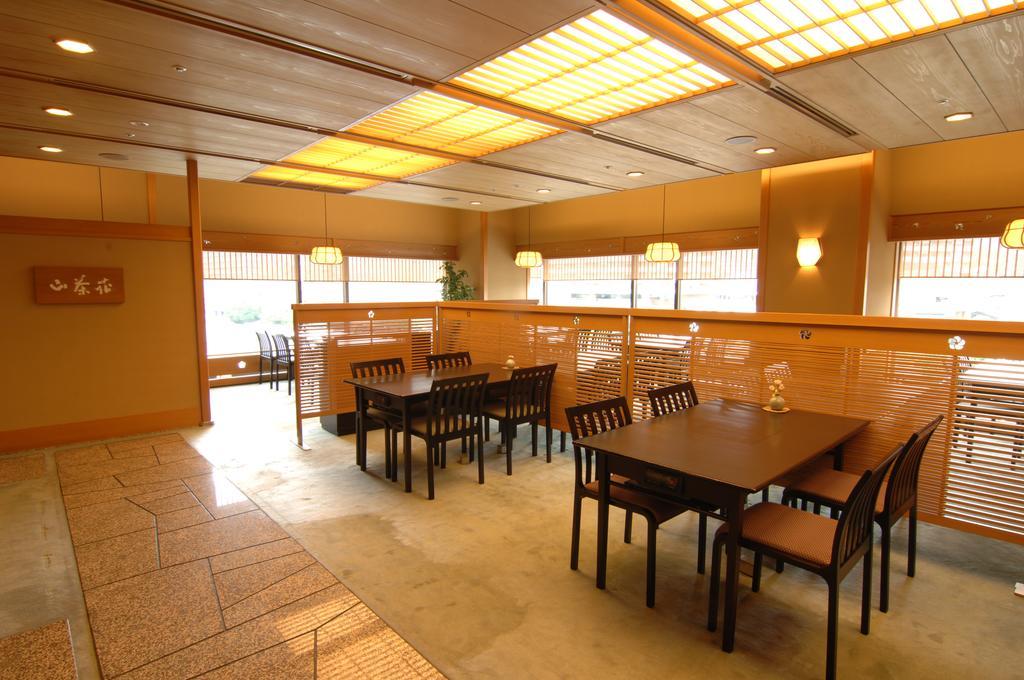 Hotel Wakamizu Takarazuka Luaran gambar