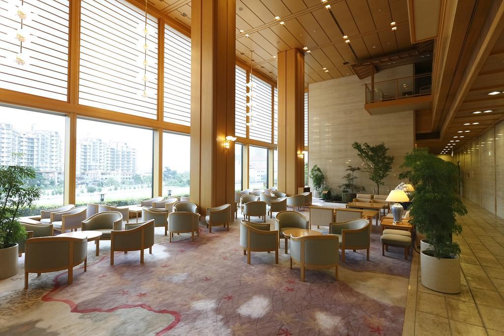 Hotel Wakamizu Takarazuka Luaran gambar