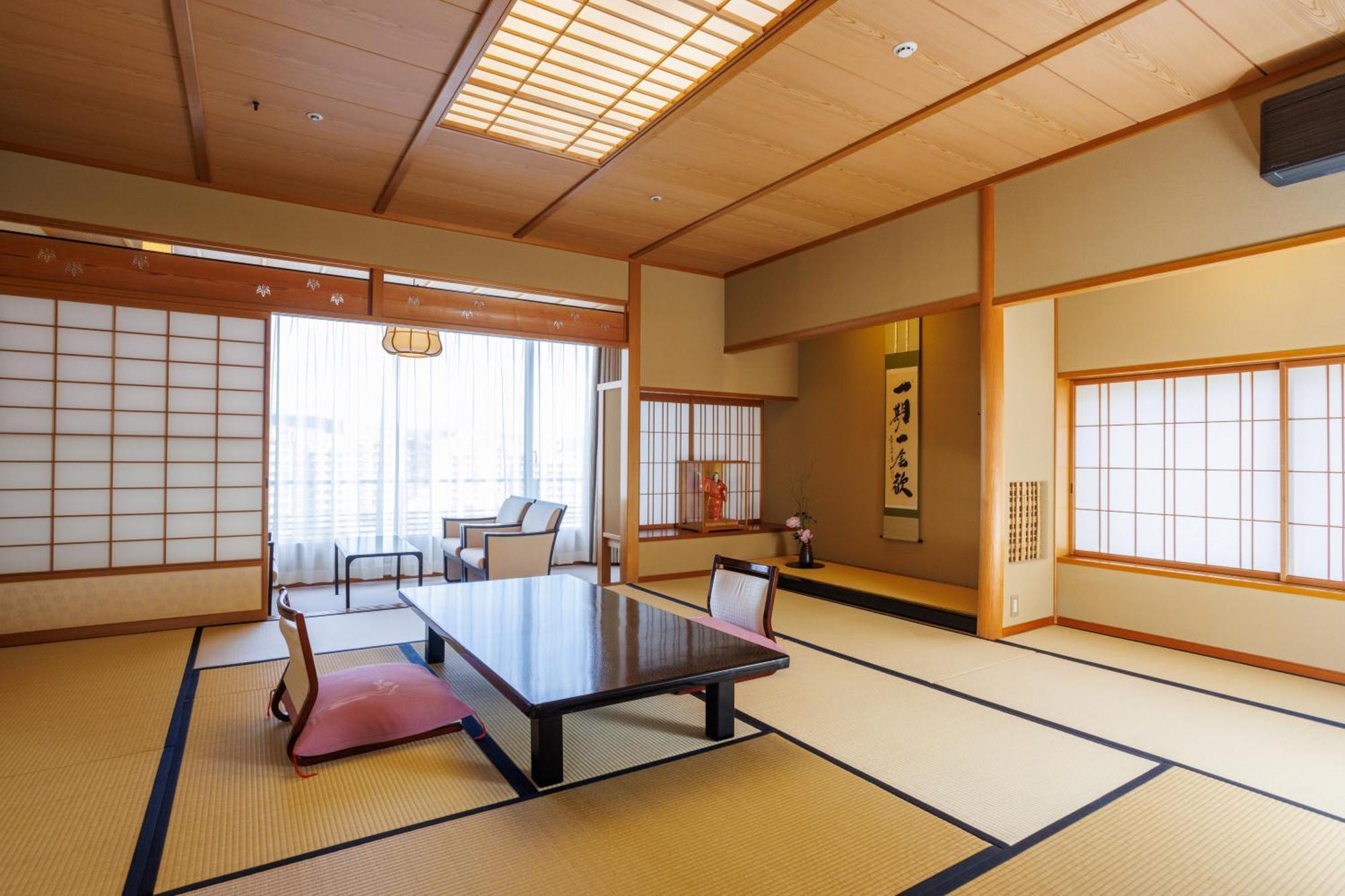 Hotel Wakamizu Takarazuka Luaran gambar